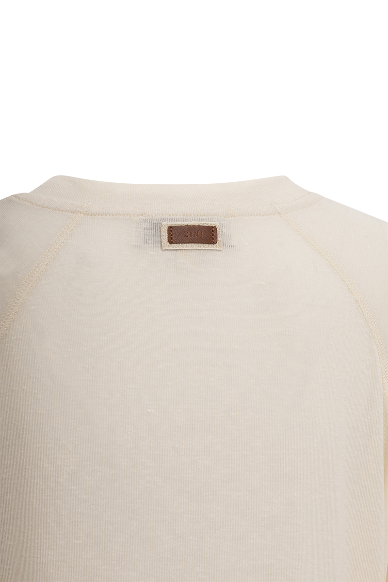 T-SHIRT V-NECK