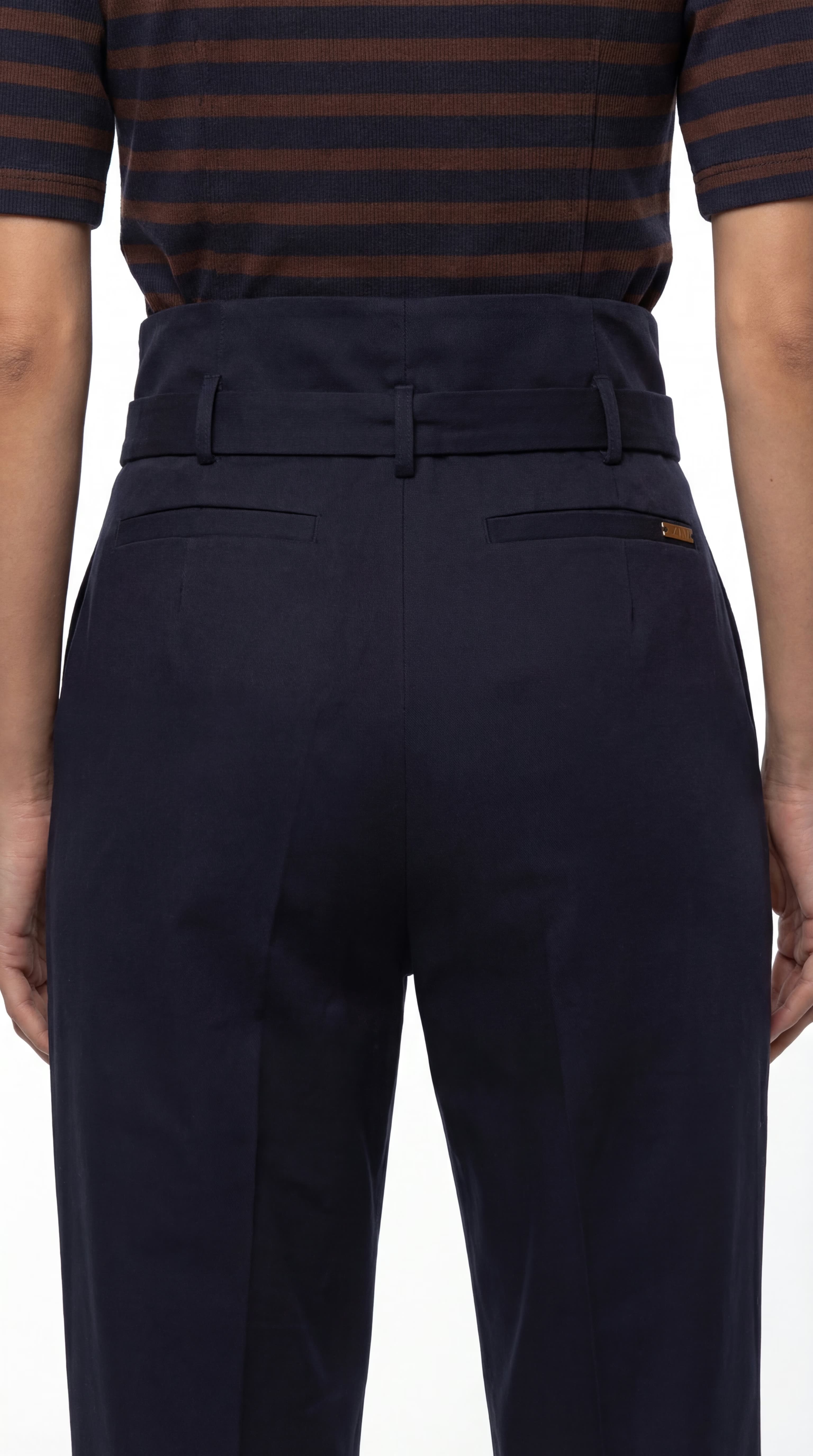 ΨΗΛΟΜΕΣΟ ΠΑΝΤΕΛΟΝΙ ΜΕ ΠΙΕΤΑ