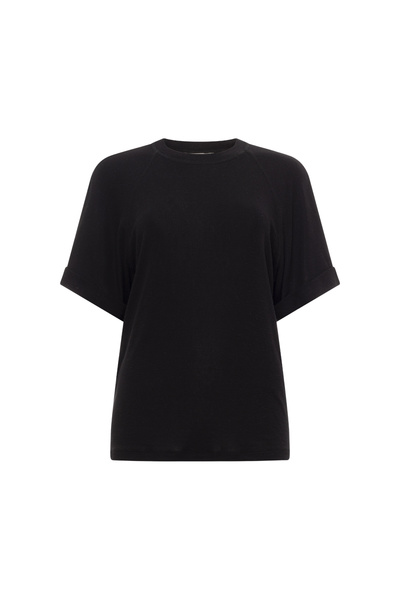 T-SHIRT ΜΕ ΛΑΙΜΟΚΟΨΗ